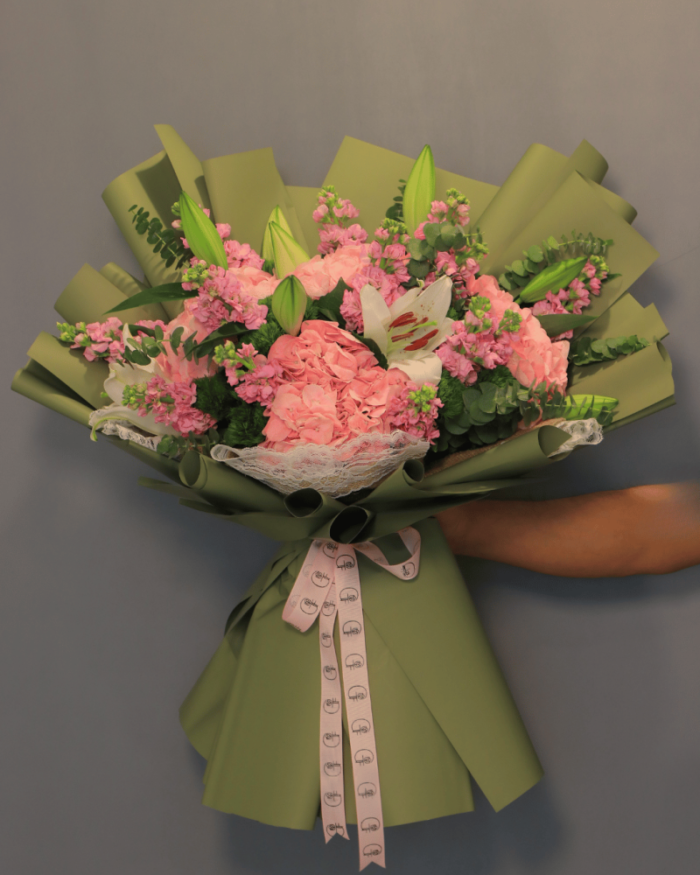 بوكيه بهجة – لمسة وردية ساحرة – فلور إت FLOWER IT